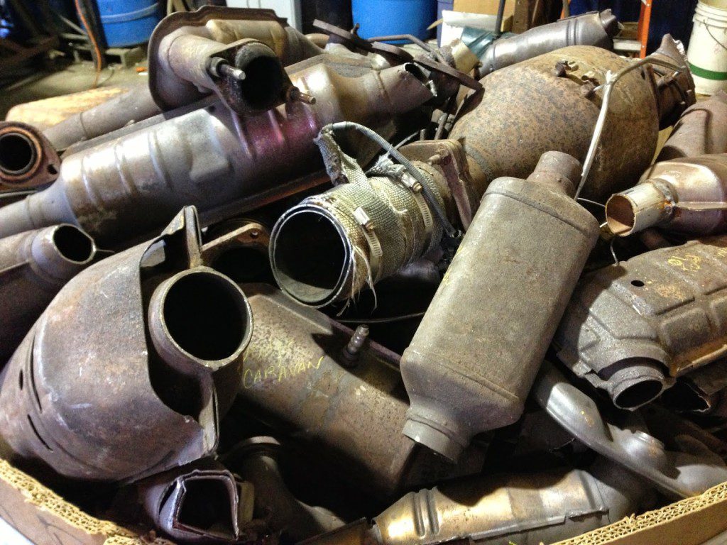how to make money buying and selling catalytic converters